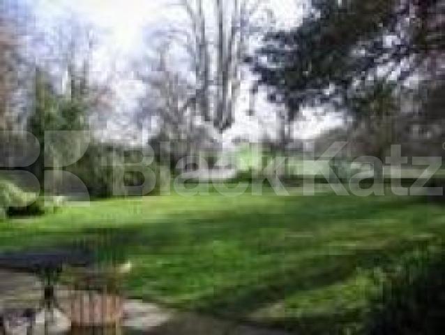 			2 Bedroom, 1 bath, 1 reception Ground Floor Flat			 Elsworthy Road, PRIMROSE HILL NW3